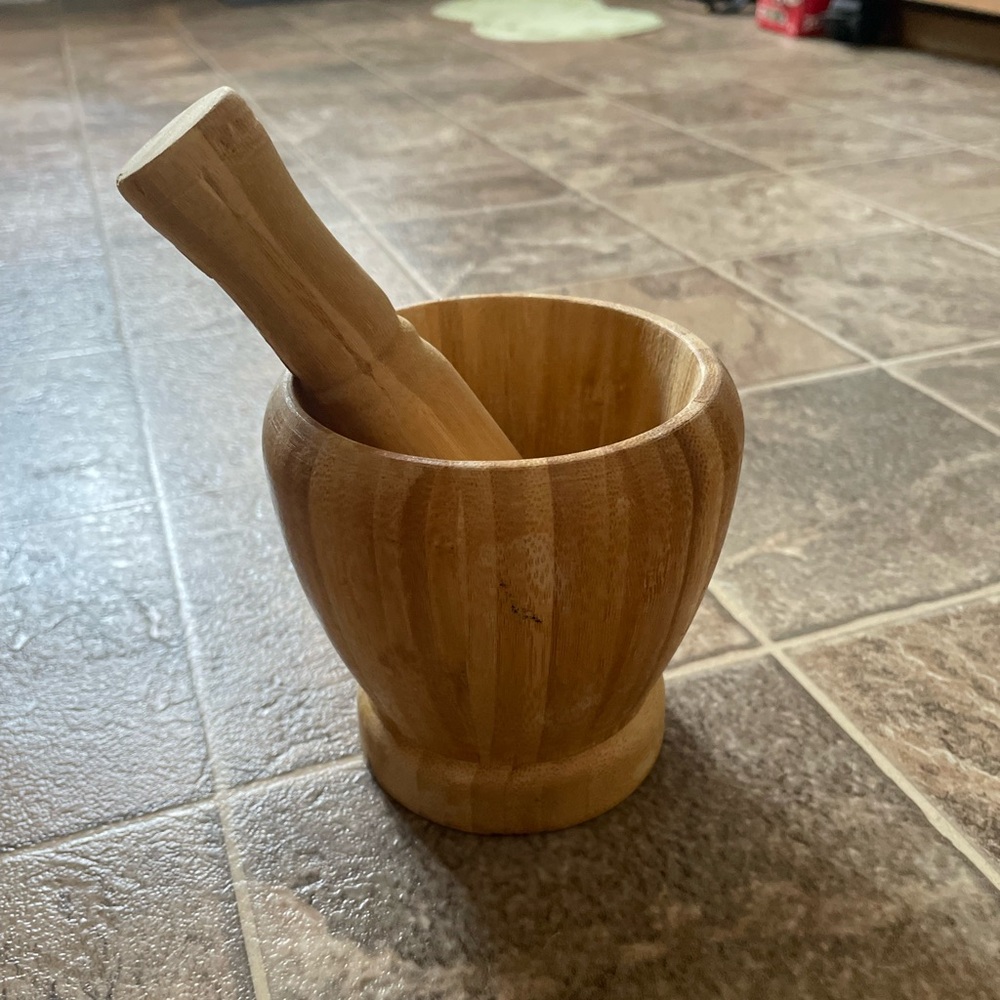 Wooden Mortar and Pestle Set